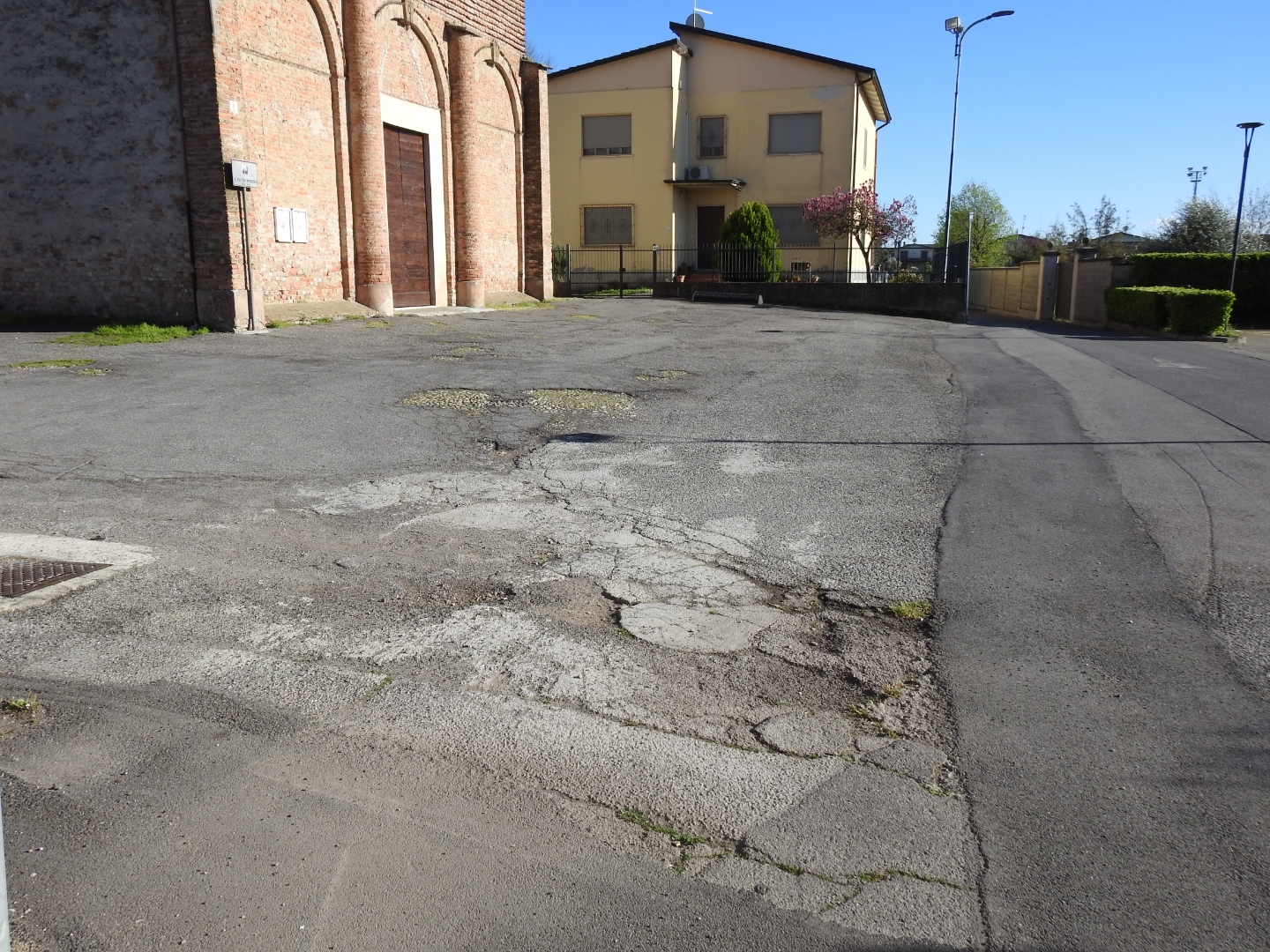 La Parrocchia di Ricengo: bellezza storica, un antistante dimenticato.